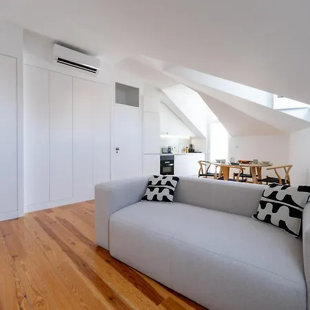 Sunny By Soulplaces Apartamento