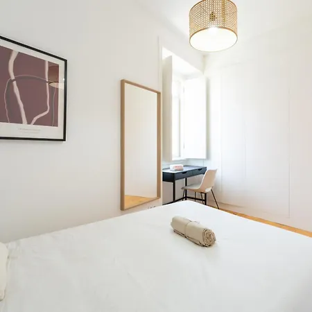 Sunny By Soulplaces Apartamento