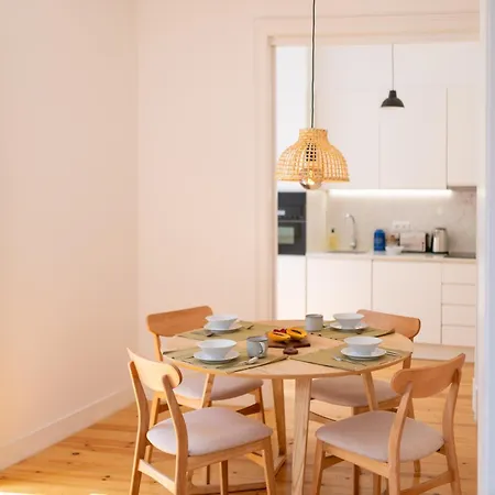 Sunny By Soulplaces Appartement